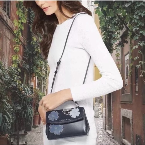 Michael Kors white mini crossbody shoulder top handle leather handbag bag purse - Picture 4 of 7